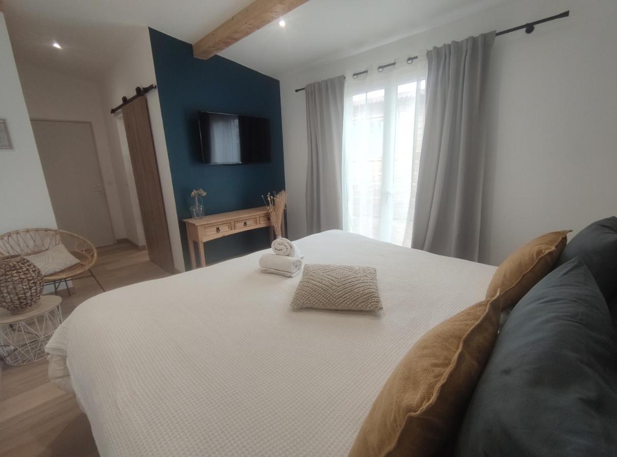 Chambres Isula Bella Figari  Ngoại thất bức ảnh