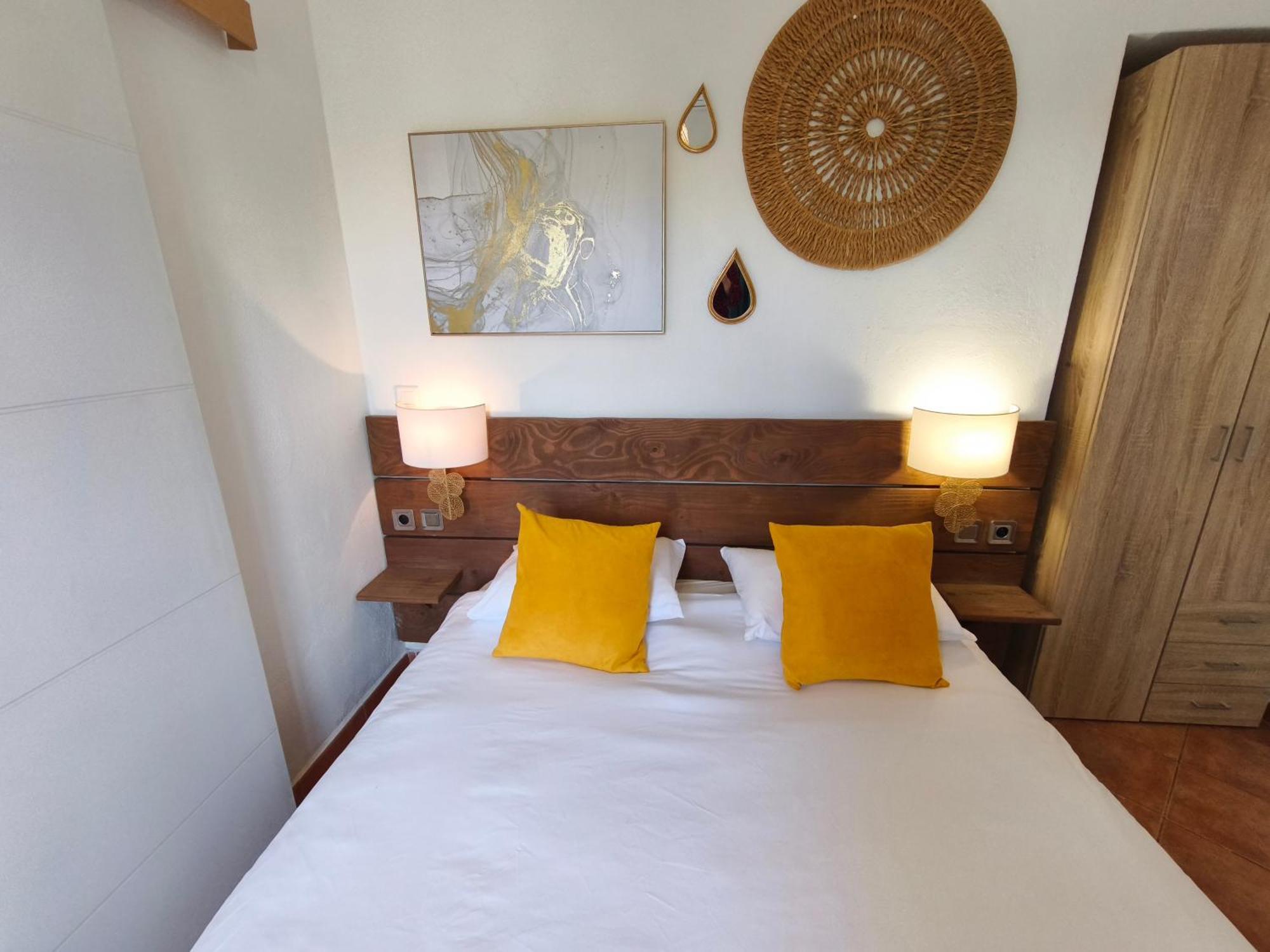 Chambres Isula Bella Figari  Ngoại thất bức ảnh