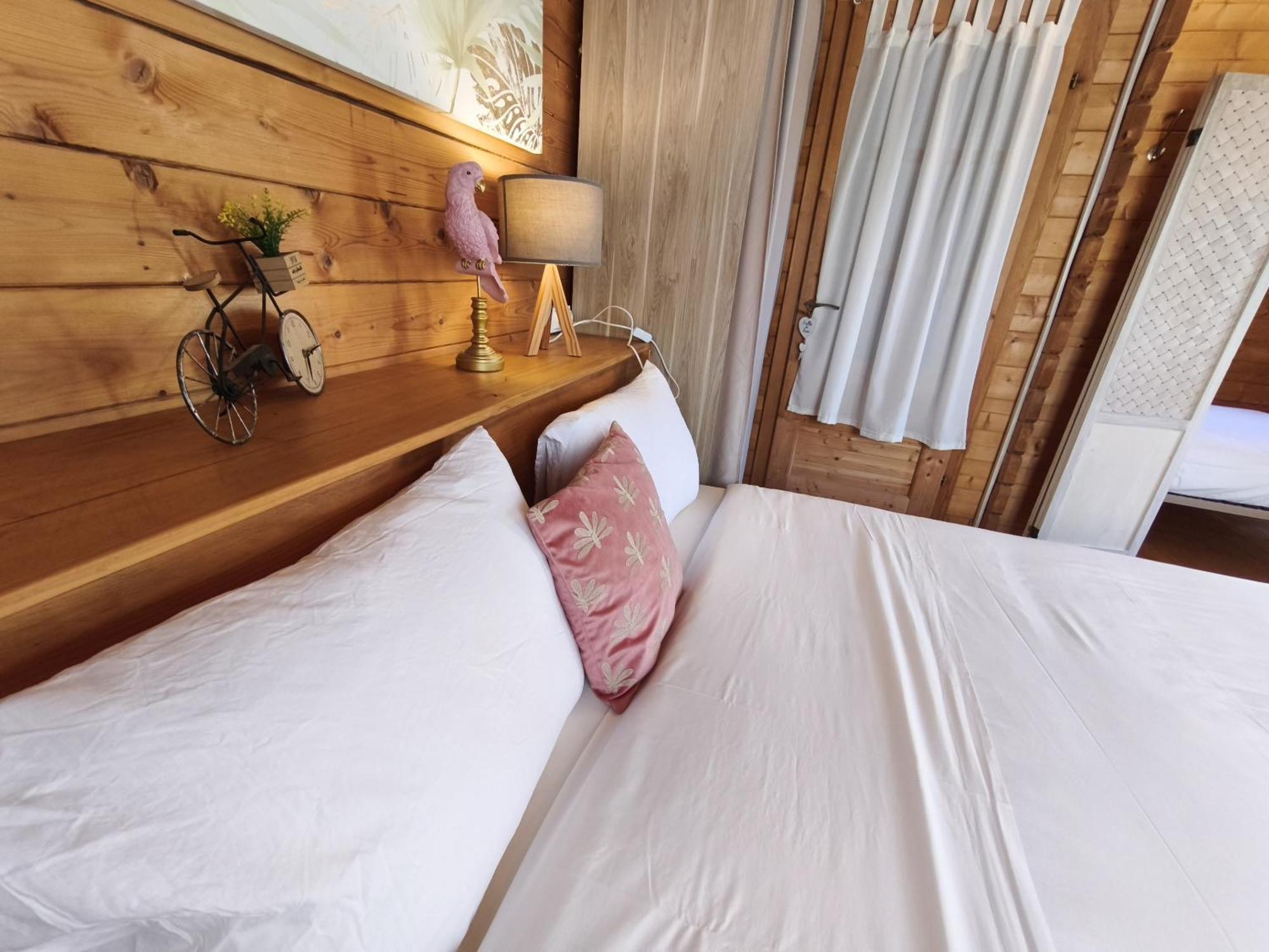 Chambres Isula Bella Figari  Ngoại thất bức ảnh