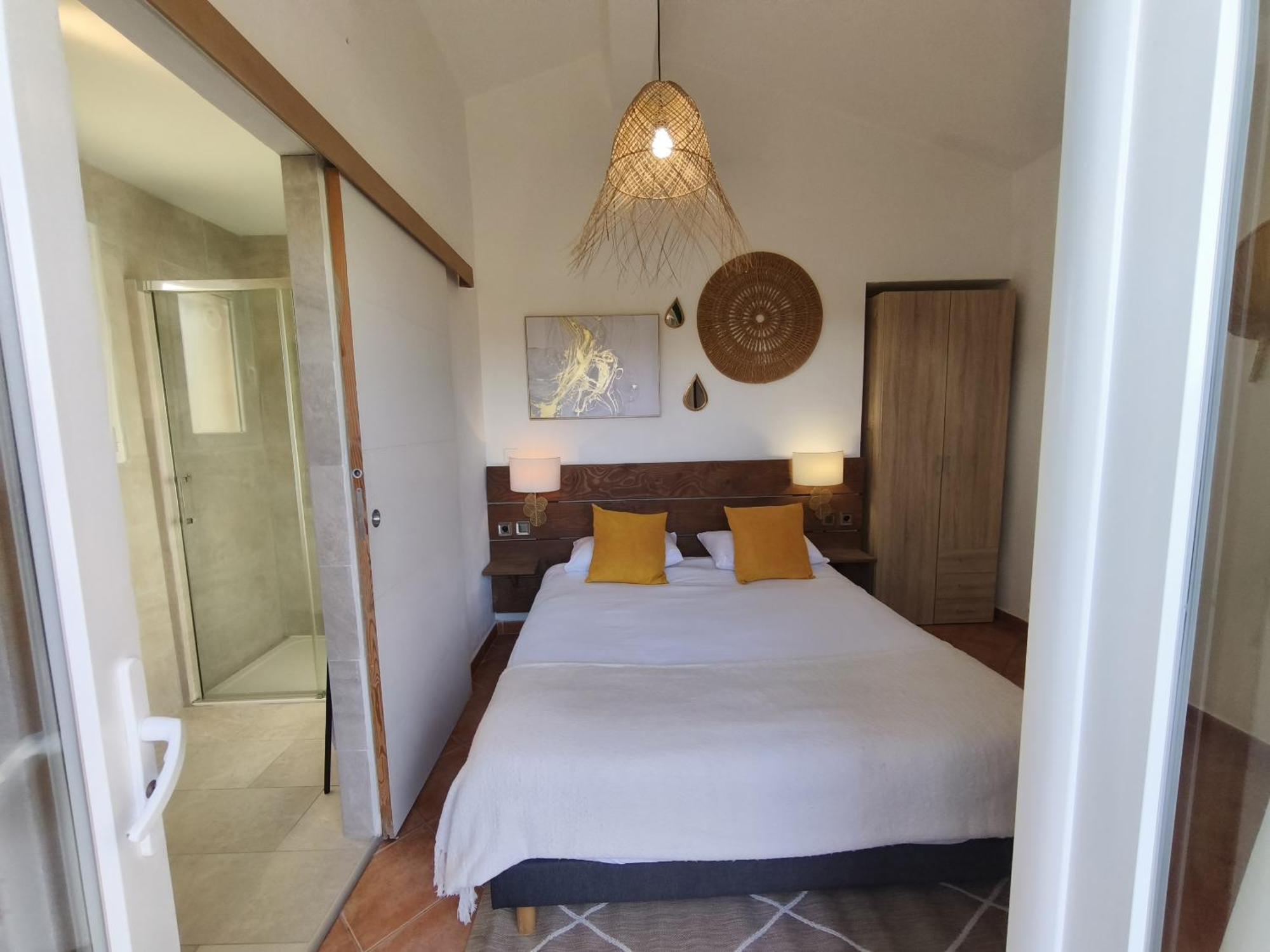 Chambres Isula Bella Figari  Ngoại thất bức ảnh