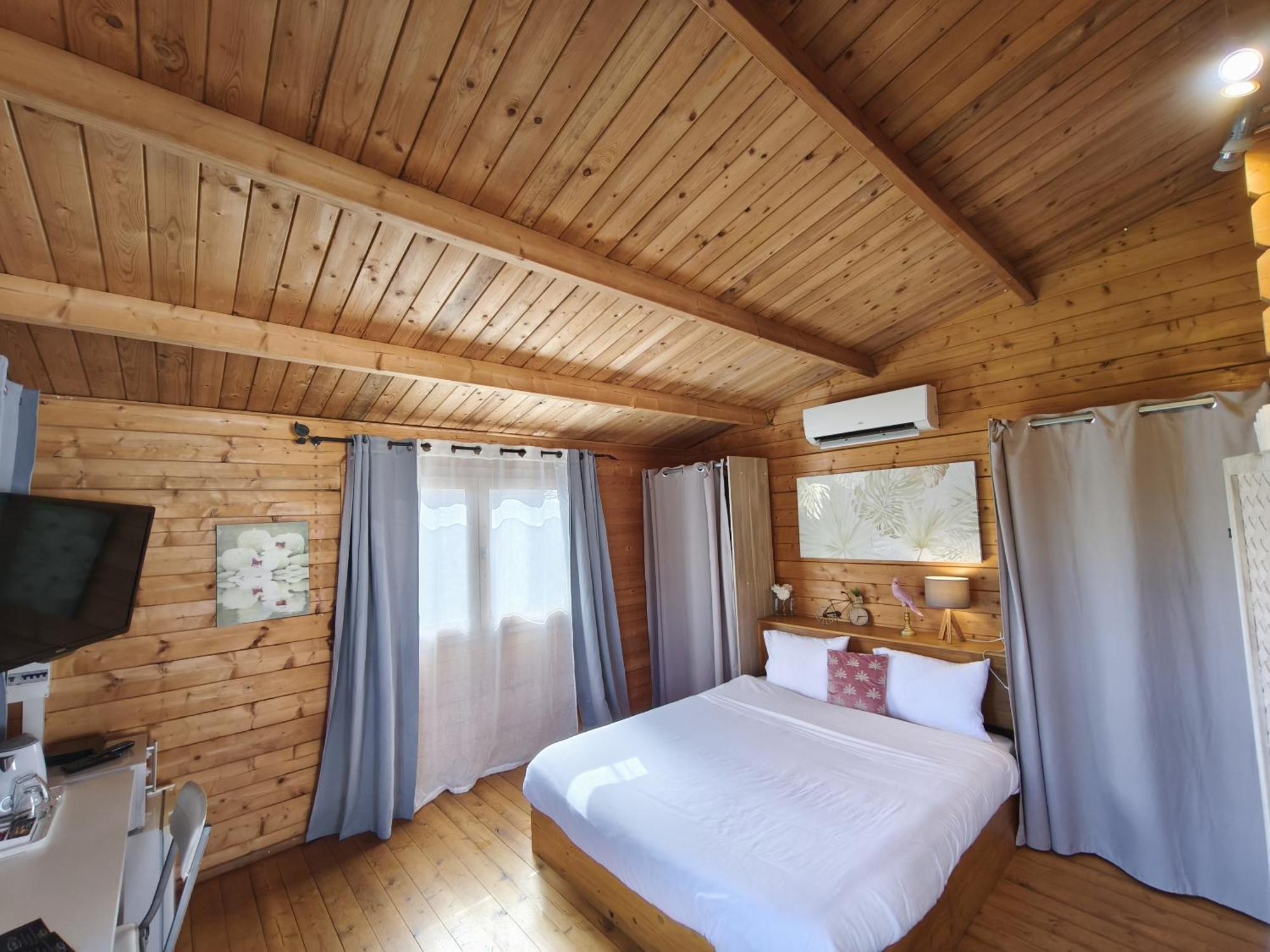 Chambres Isula Bella Figari  Ngoại thất bức ảnh