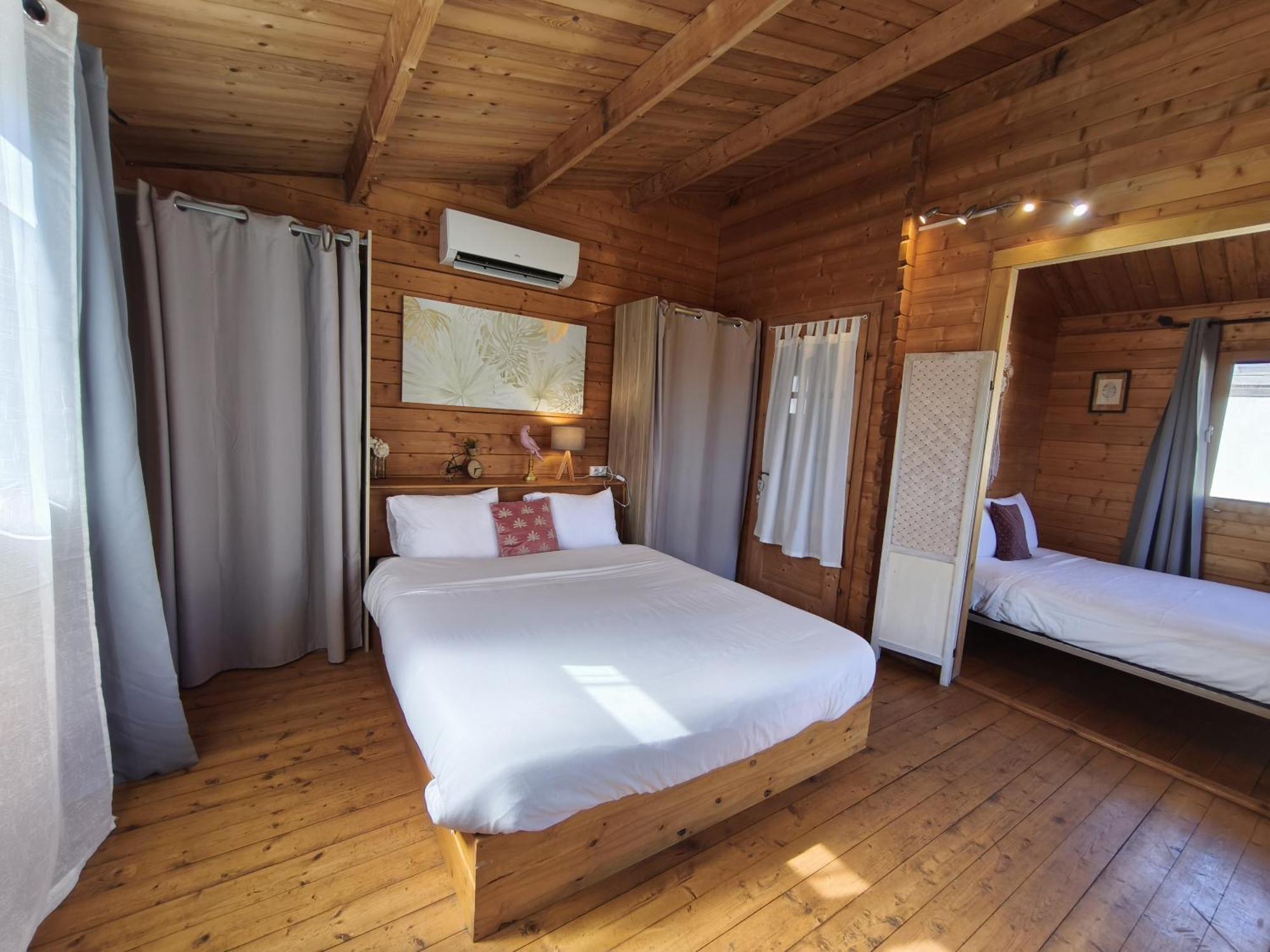 Chambres Isula Bella Figari  Ngoại thất bức ảnh