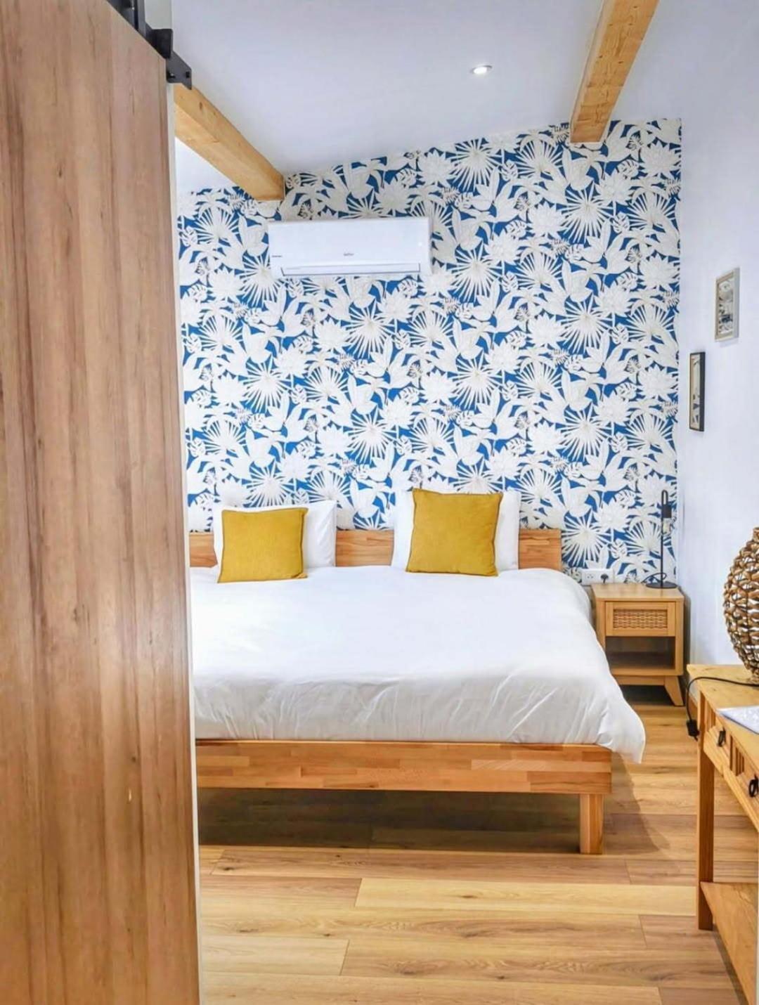 Chambres Isula Bella Figari  Ngoại thất bức ảnh